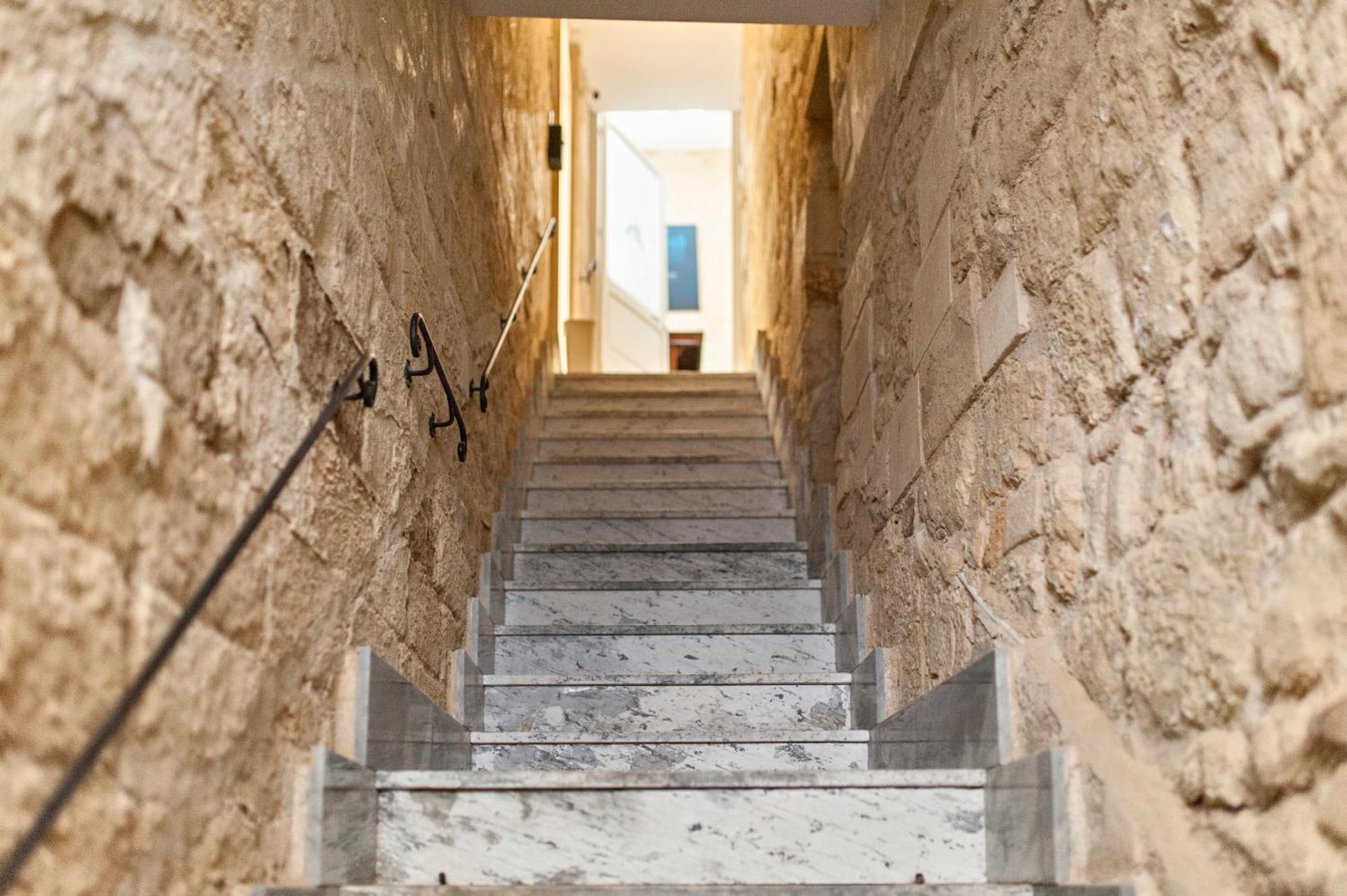 inCentro comfortsuite Lecce Esterno foto