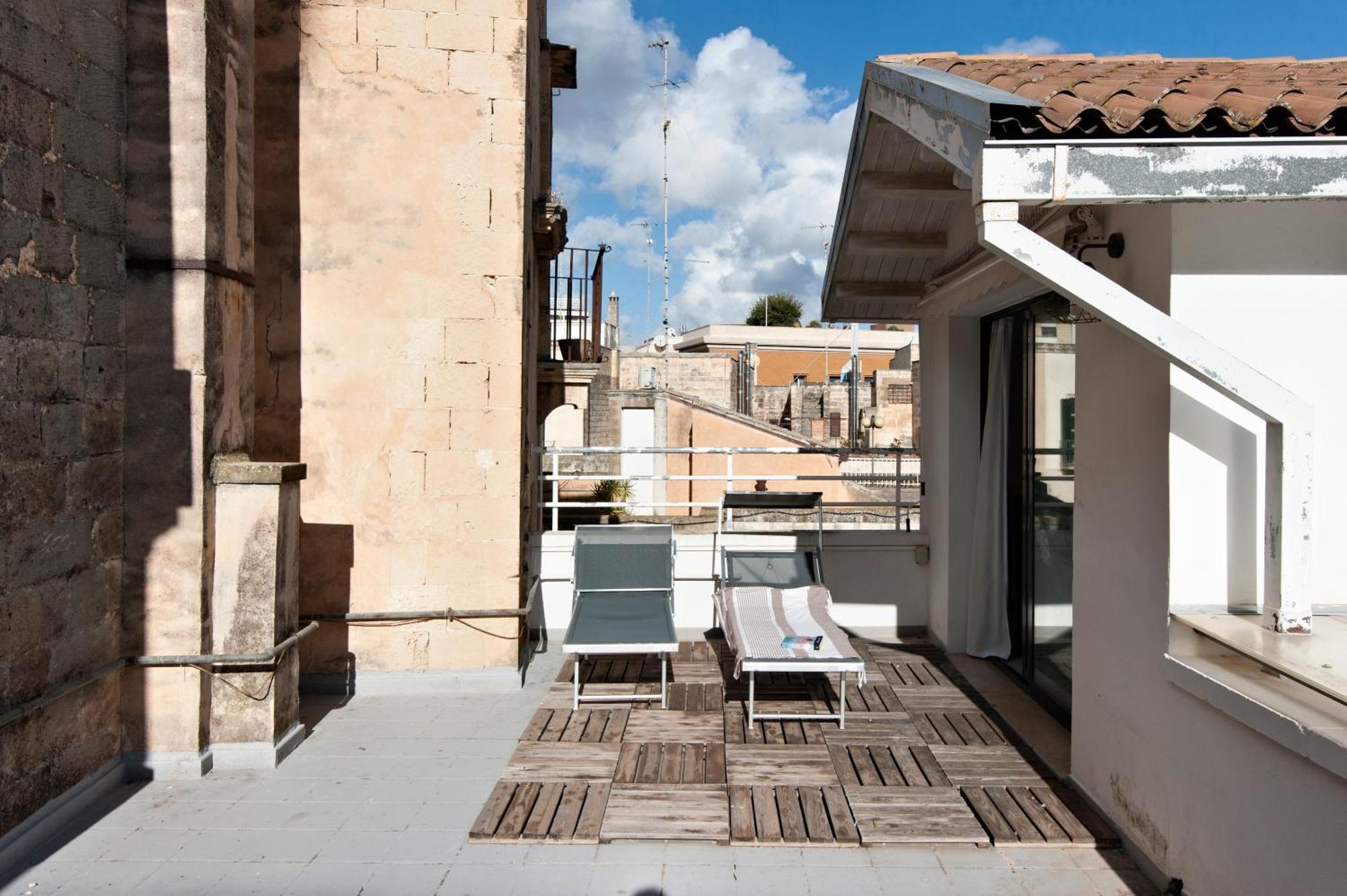 inCentro comfortsuite Lecce Esterno foto