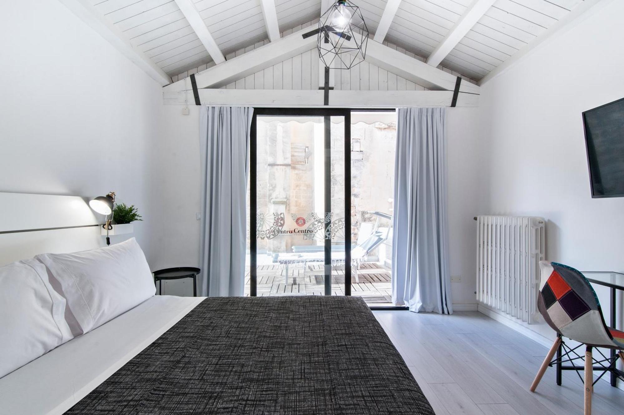 inCentro comfortsuite Lecce Esterno foto