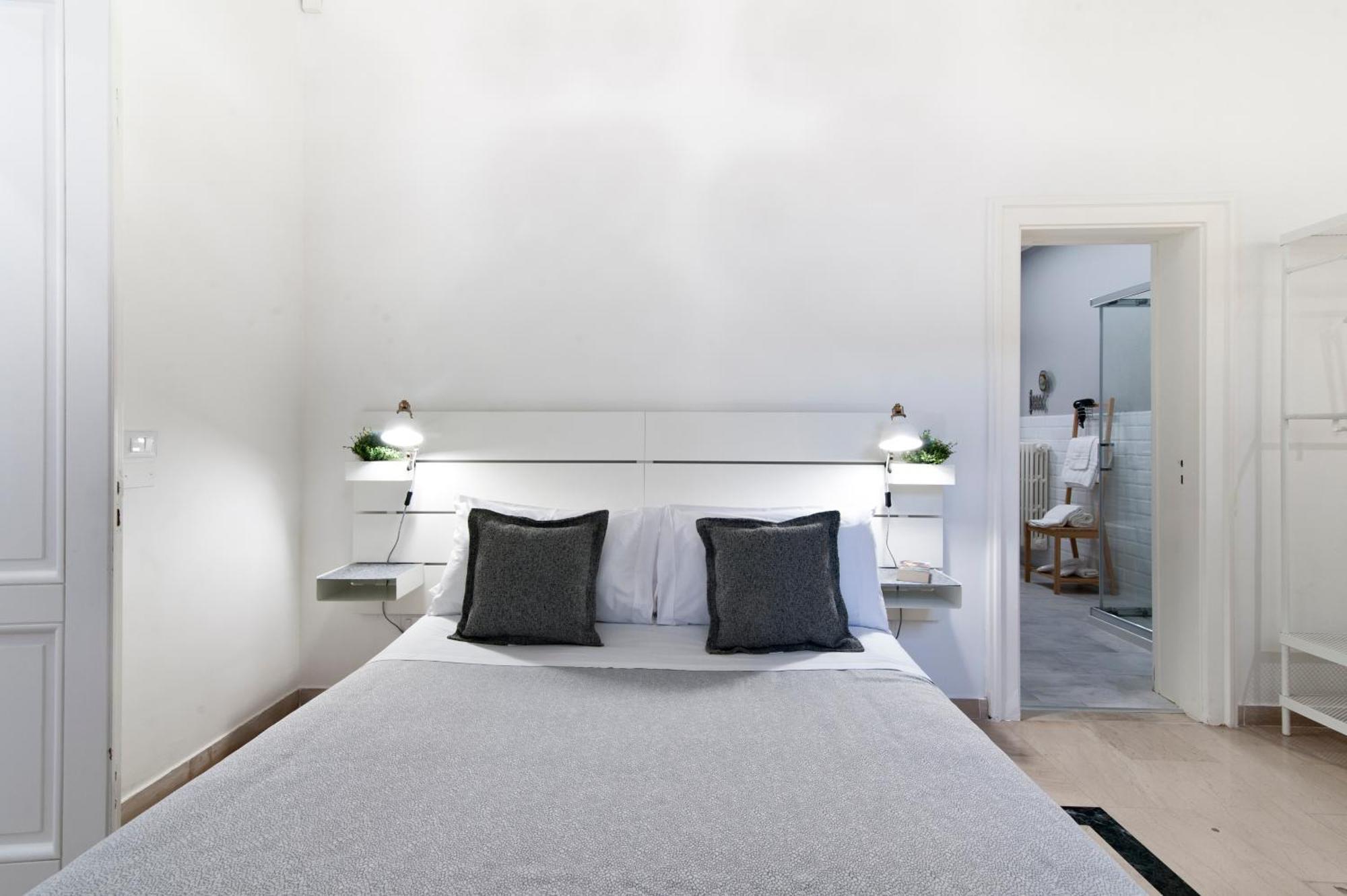 inCentro comfortsuite Lecce Esterno foto