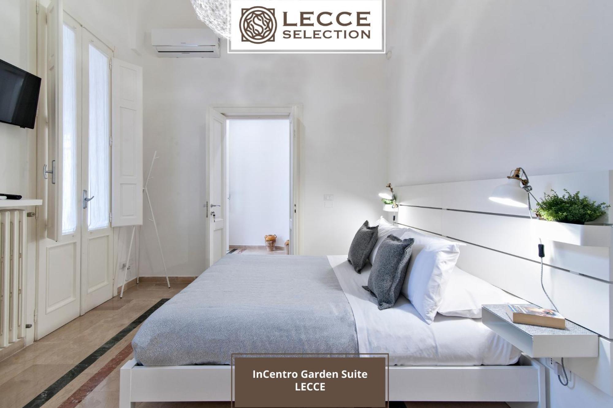 inCentro comfortsuite Lecce Esterno foto